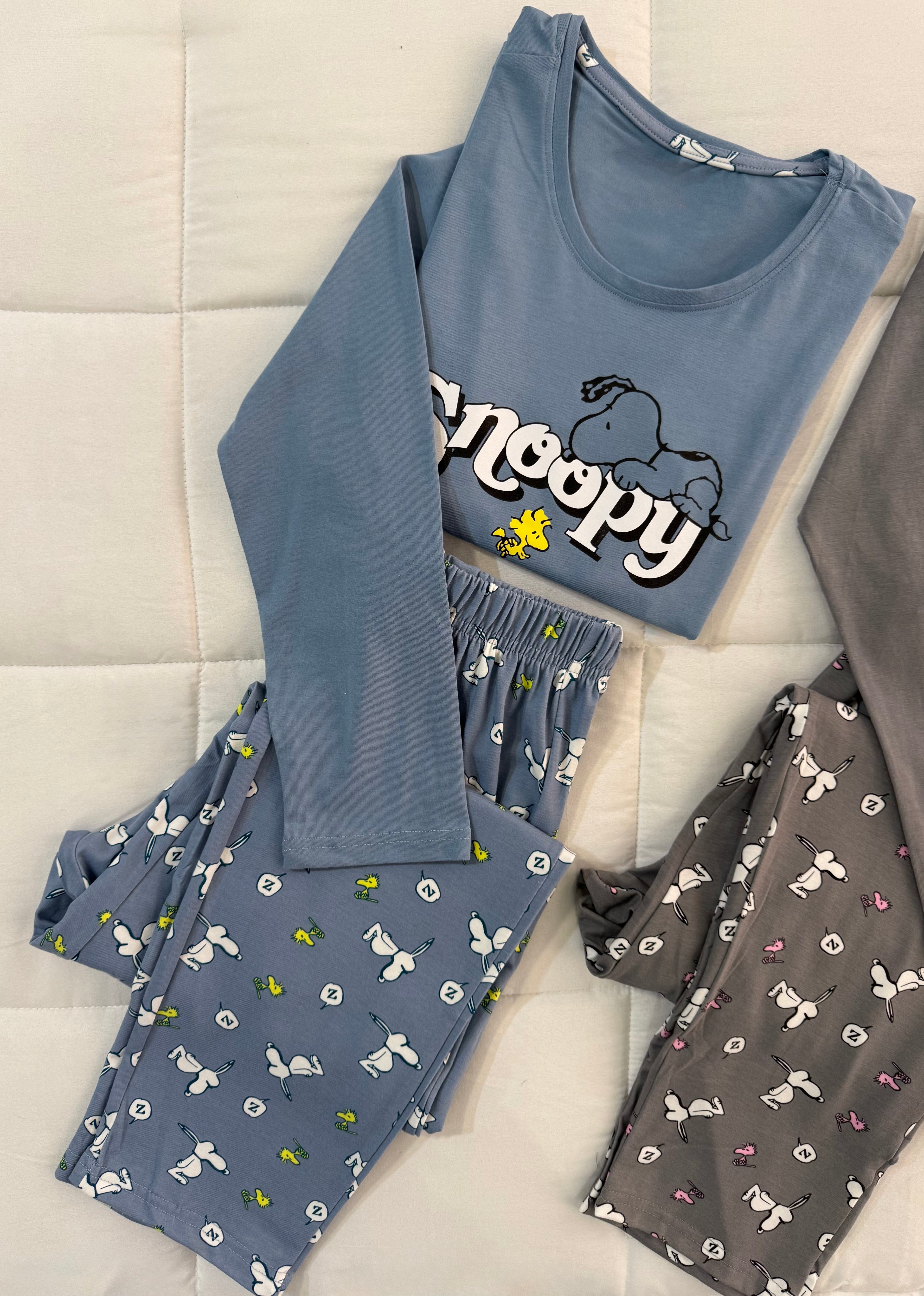 Full sleeved snoopy pjamas