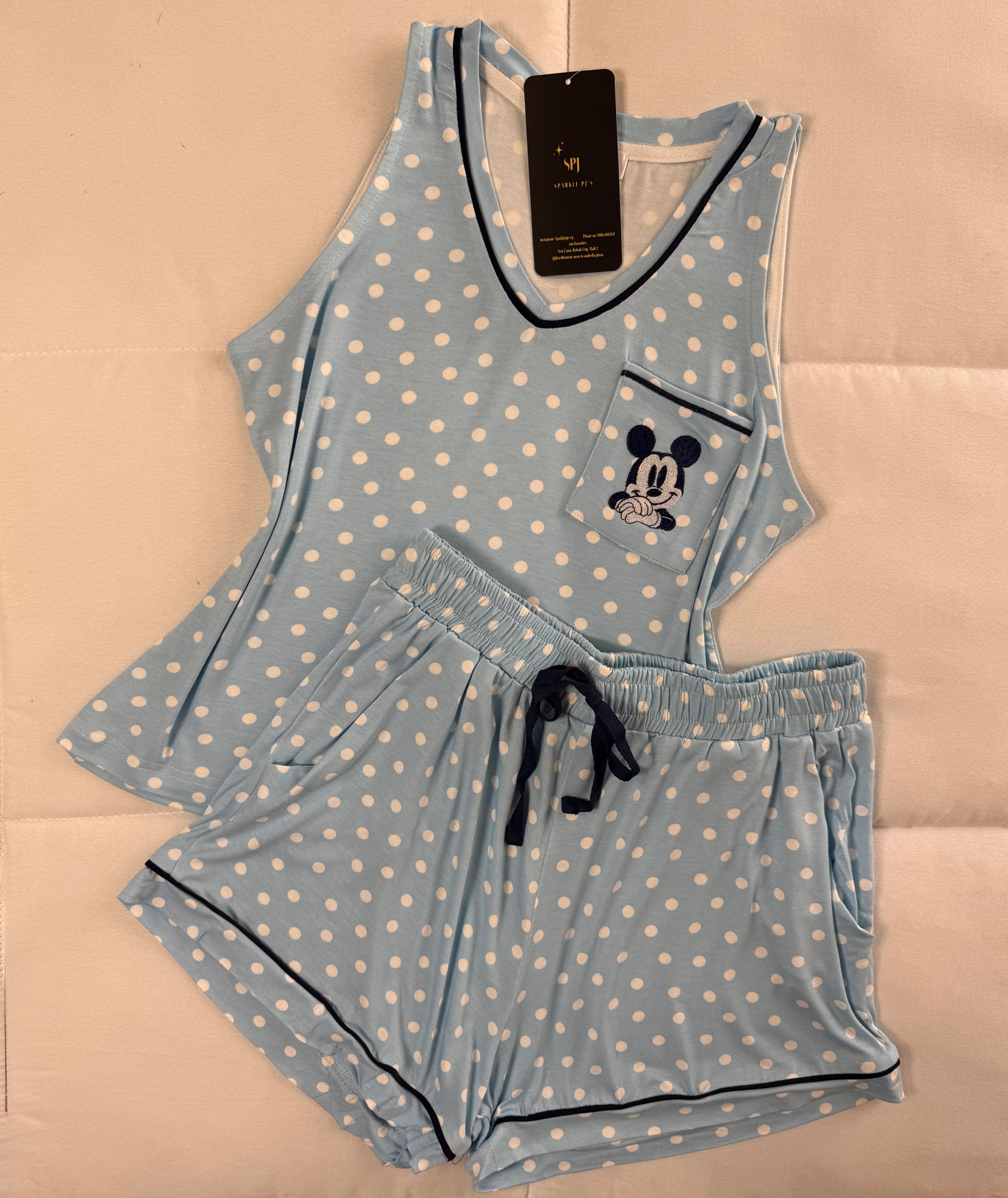 Mickey’s Dots short