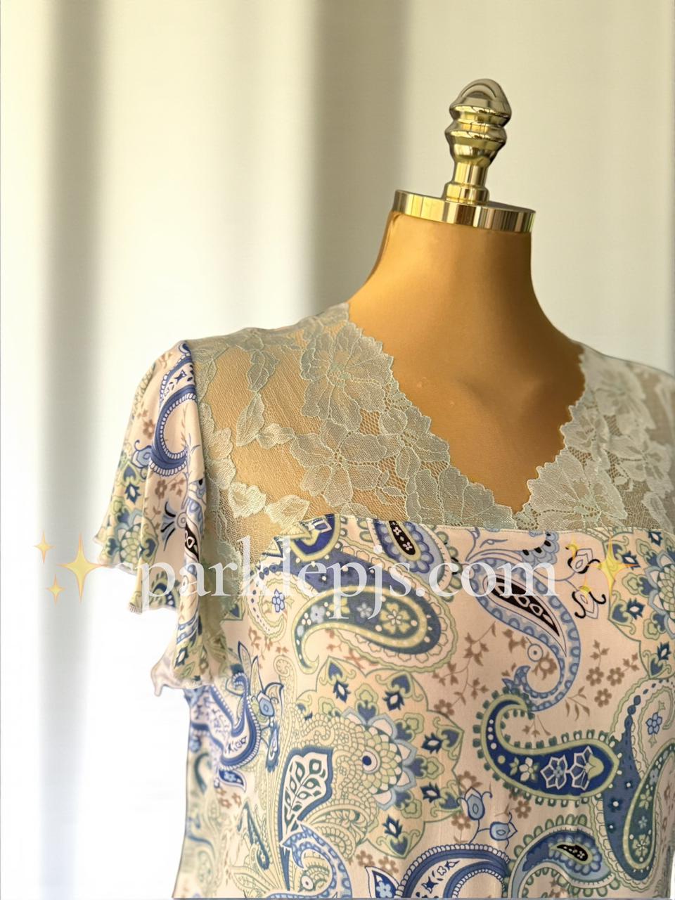 Queen’s Reverie Nightshirt