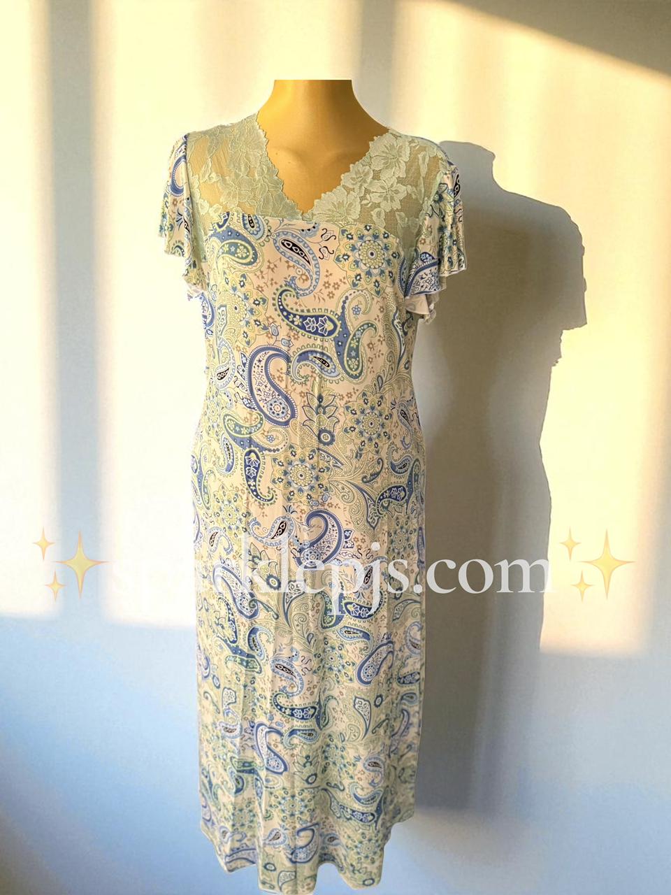 Queen’s Reverie Nightshirt