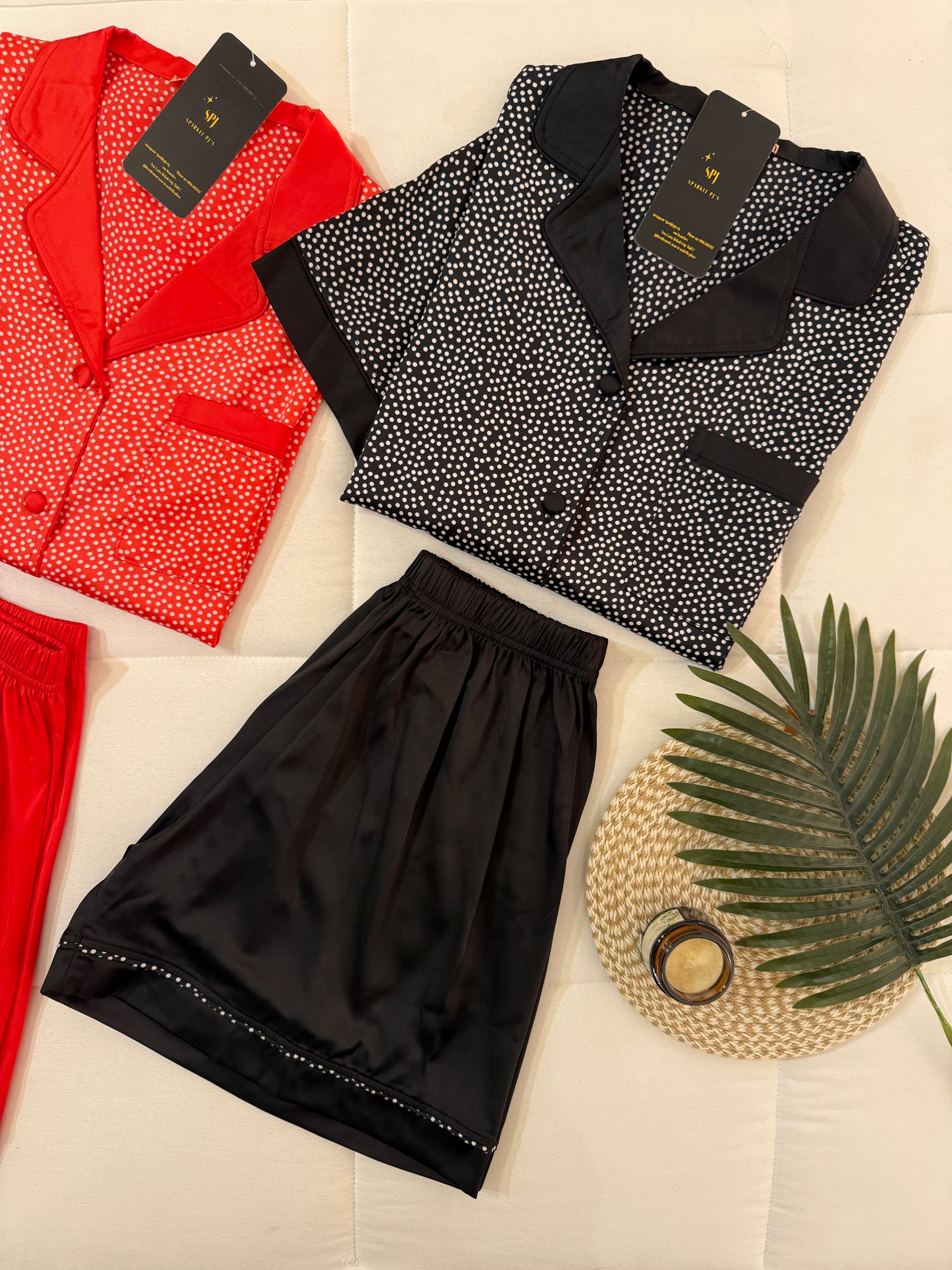 Dots shorts