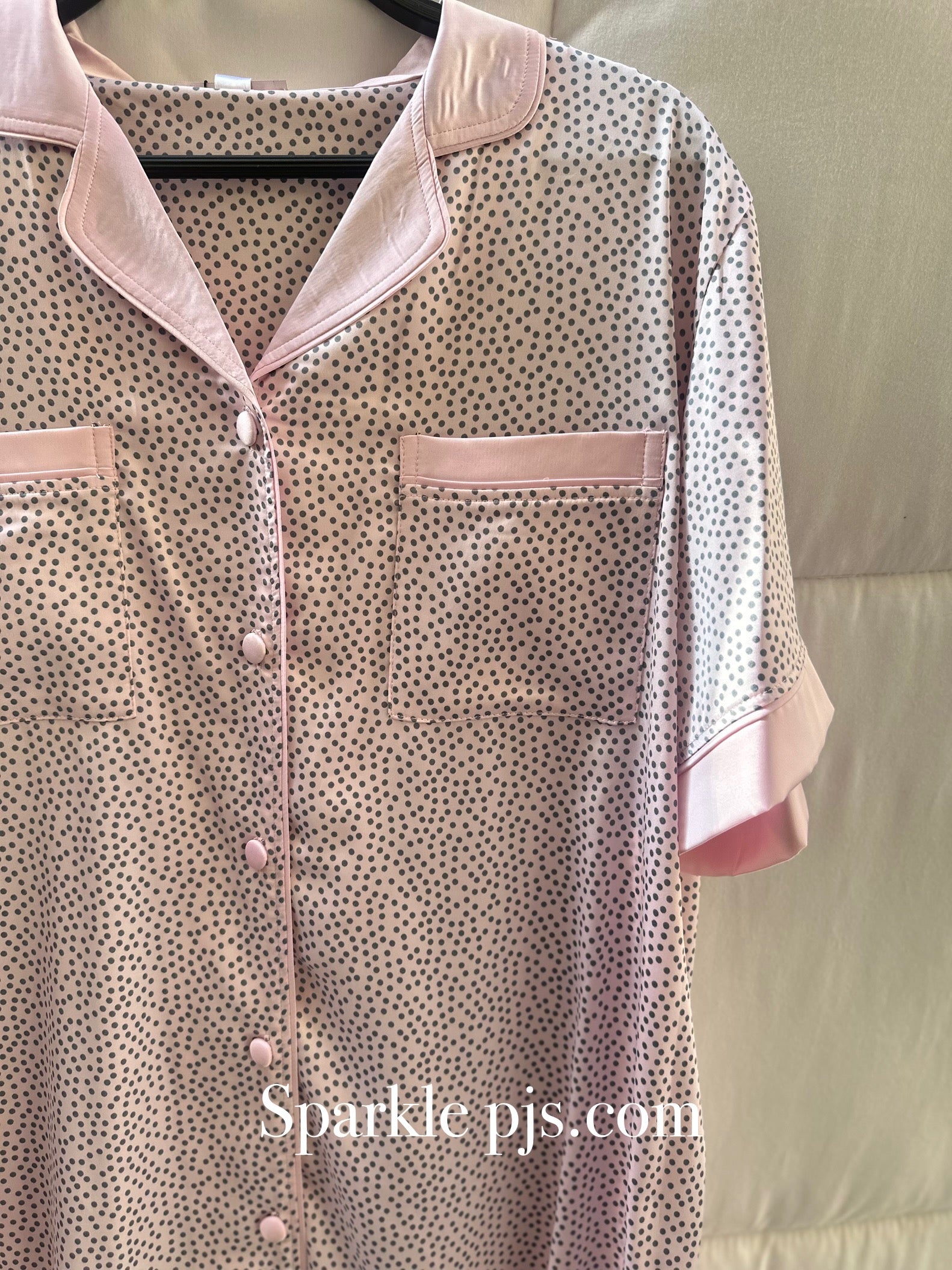 Dots Satin nightshirt