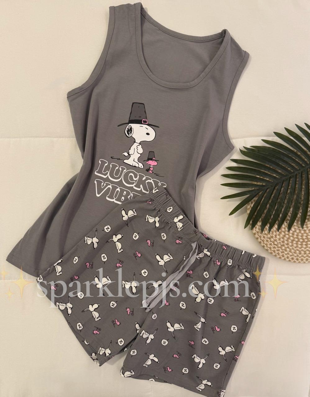 “Lucky Snoopy Moments Shorts”