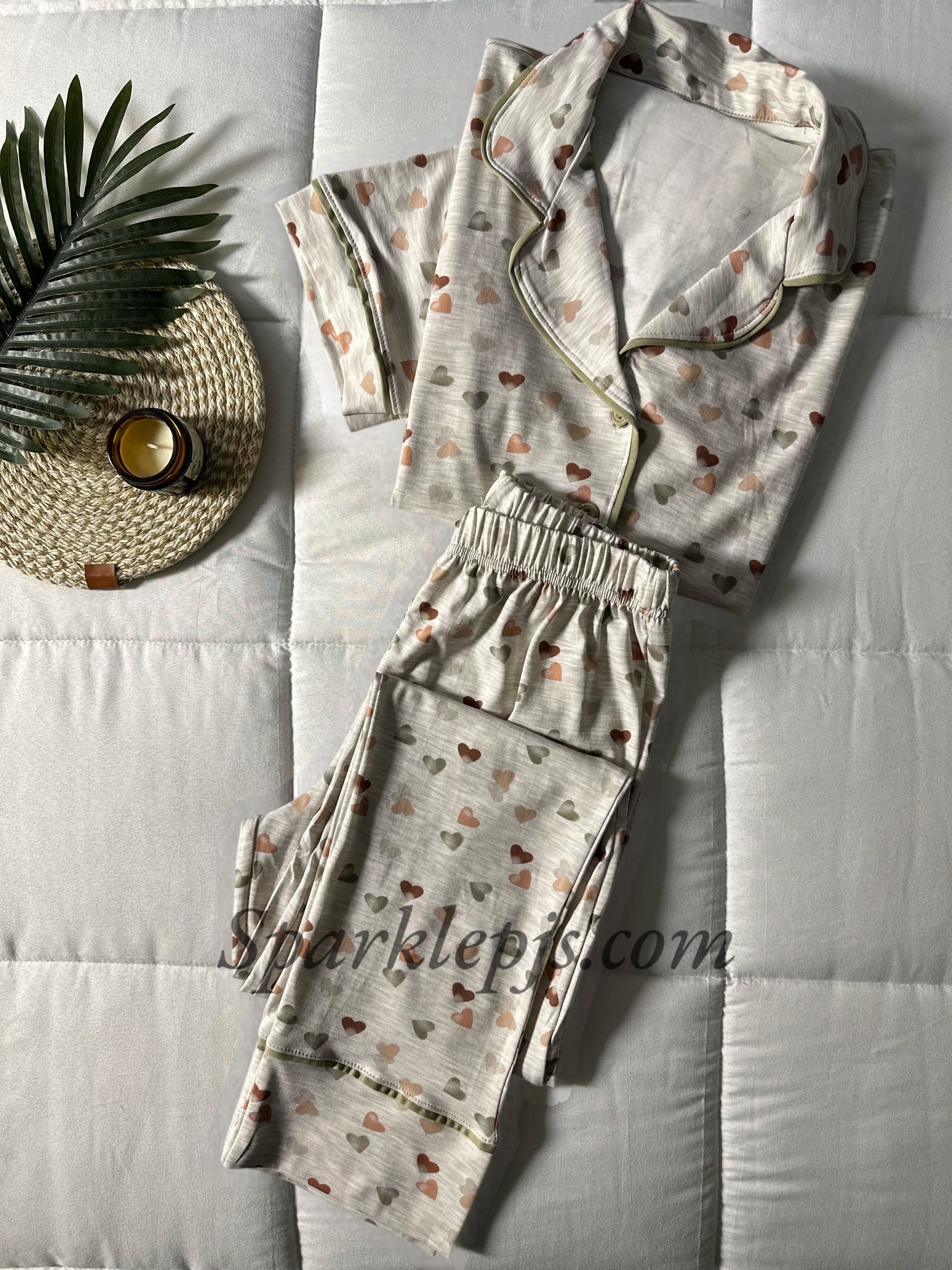Hearts buttoned pajama