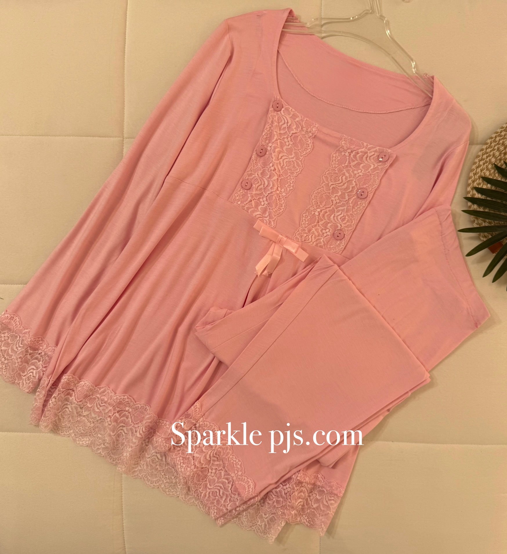 Elegant pajamas