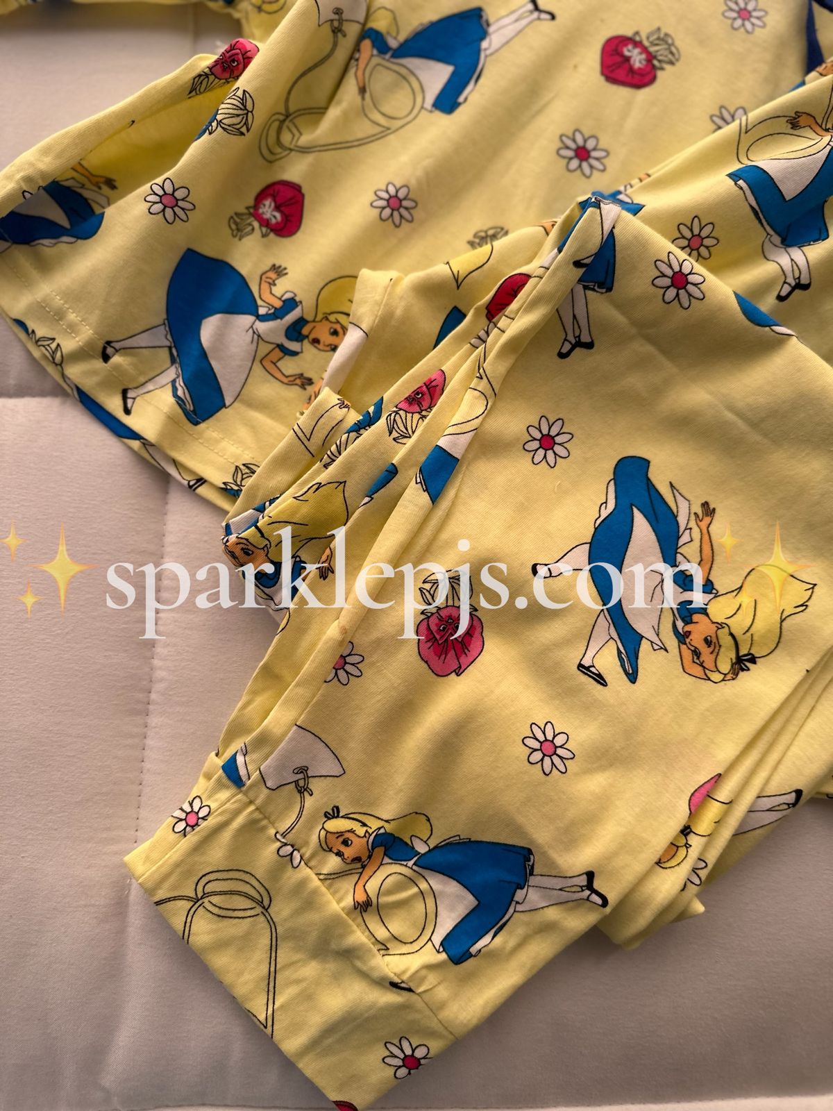 Alice’s Cozy Escape Primark PYJ