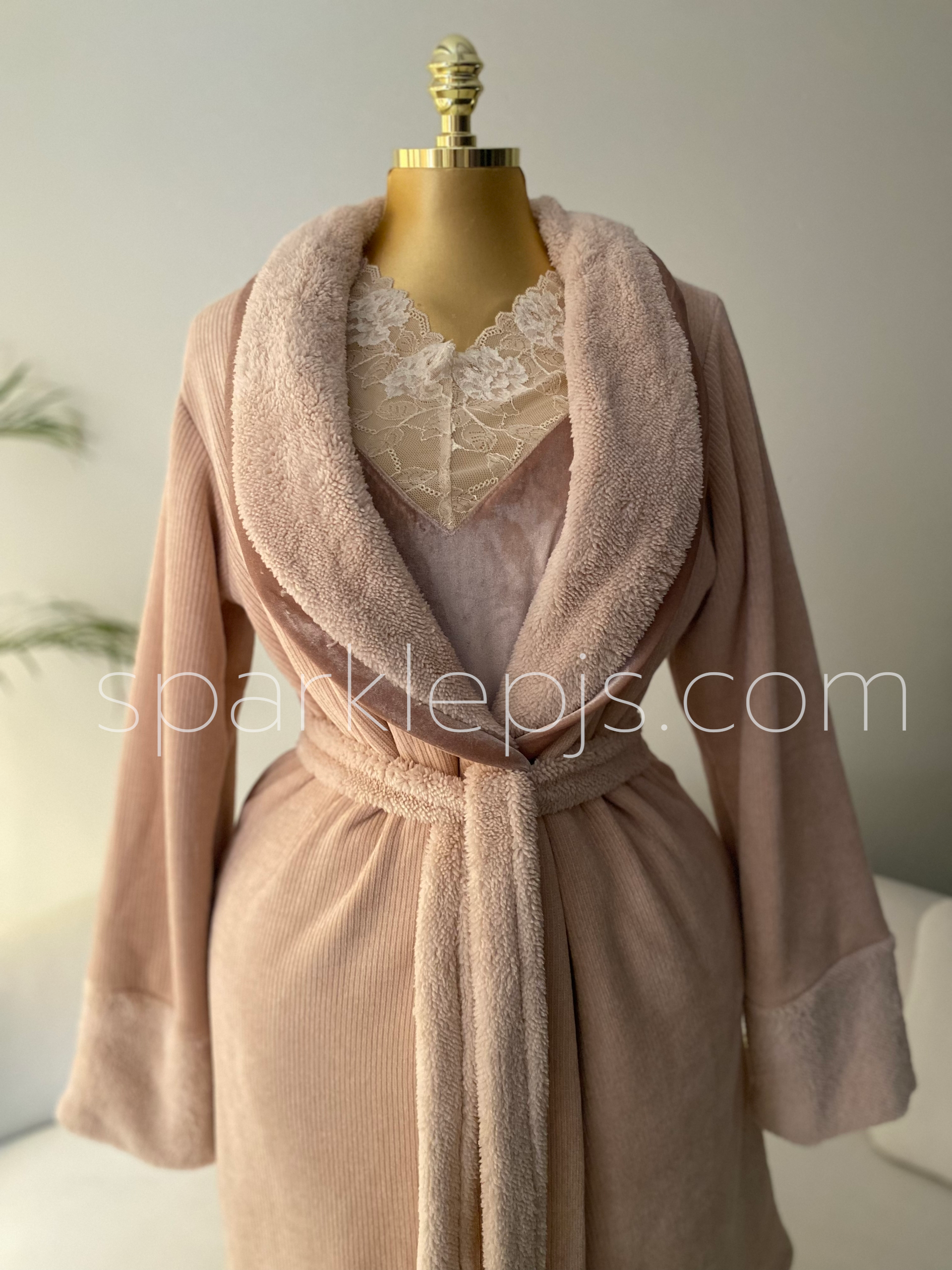 Victorian Velvet Muse