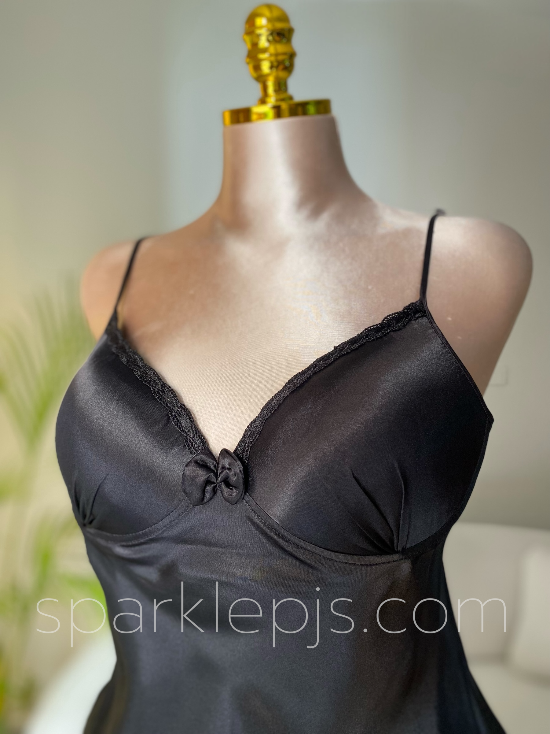 Raffia-Trimmed Dream