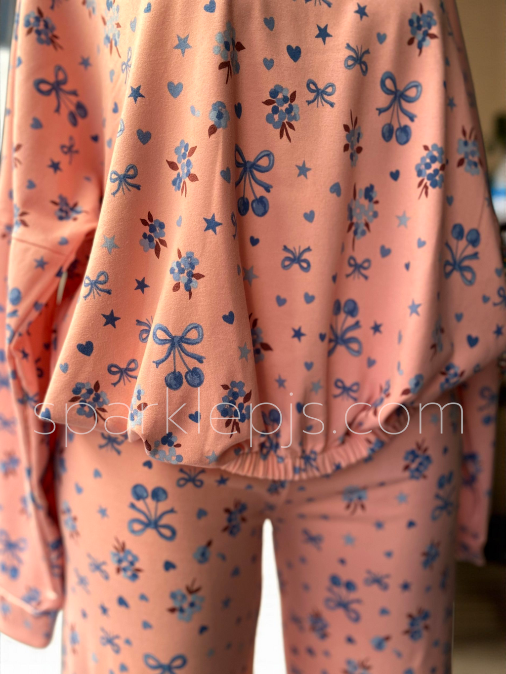 Twinkle Bow Nightsuit