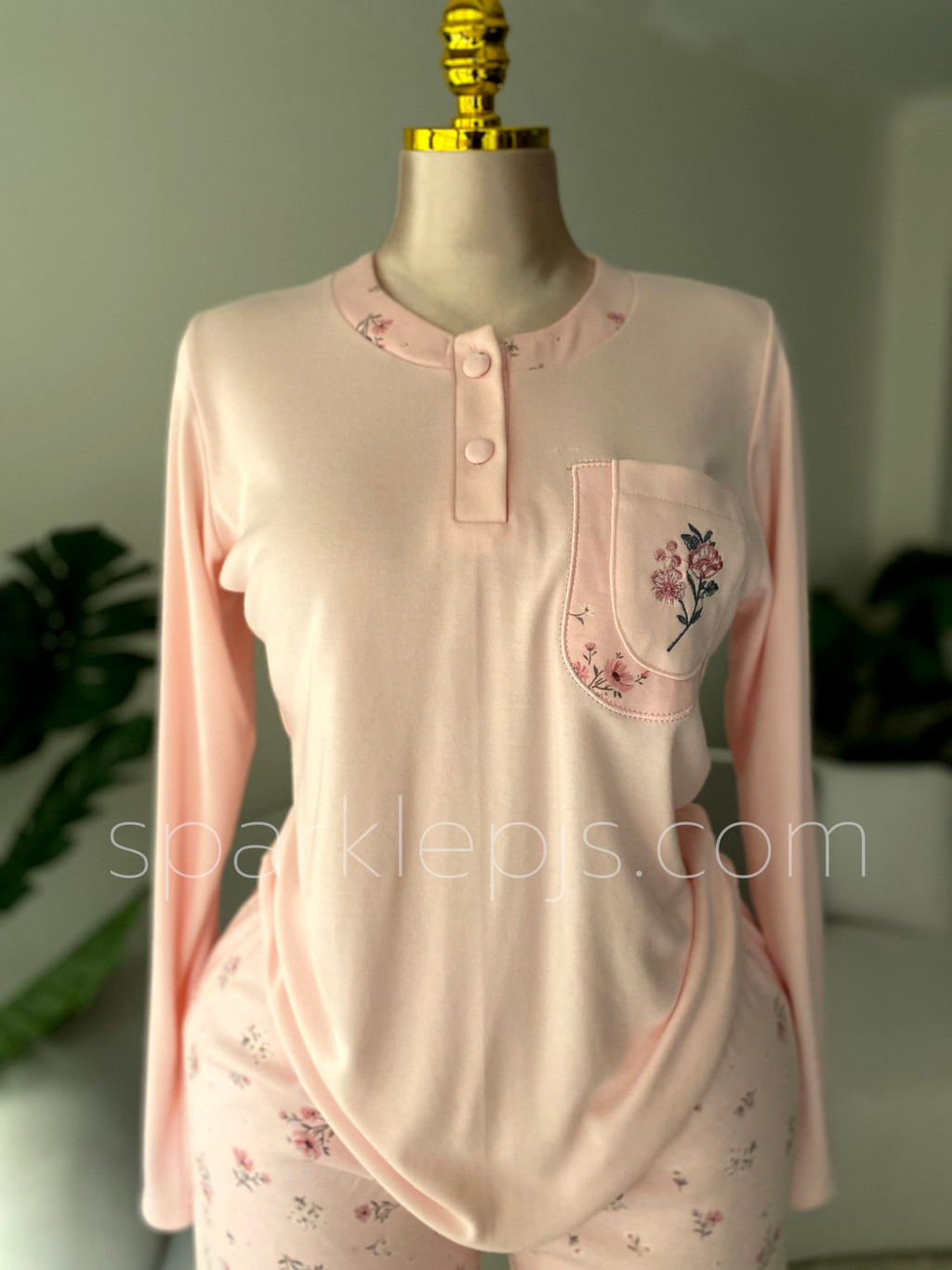 The Fireside Floral Duo