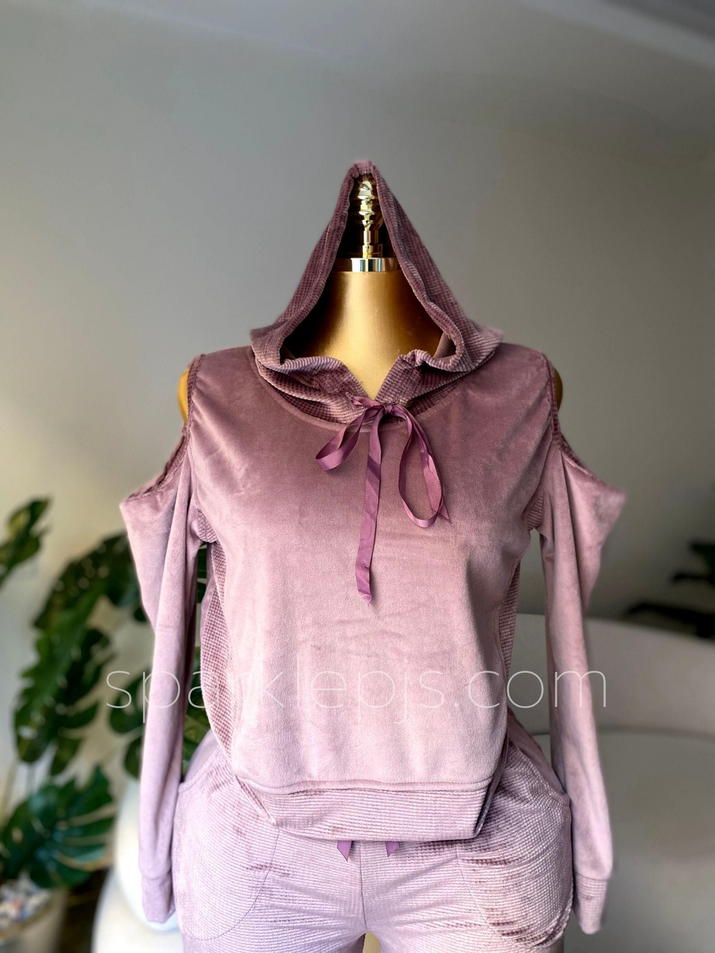 Chic Cut Hoodie Lounge Set