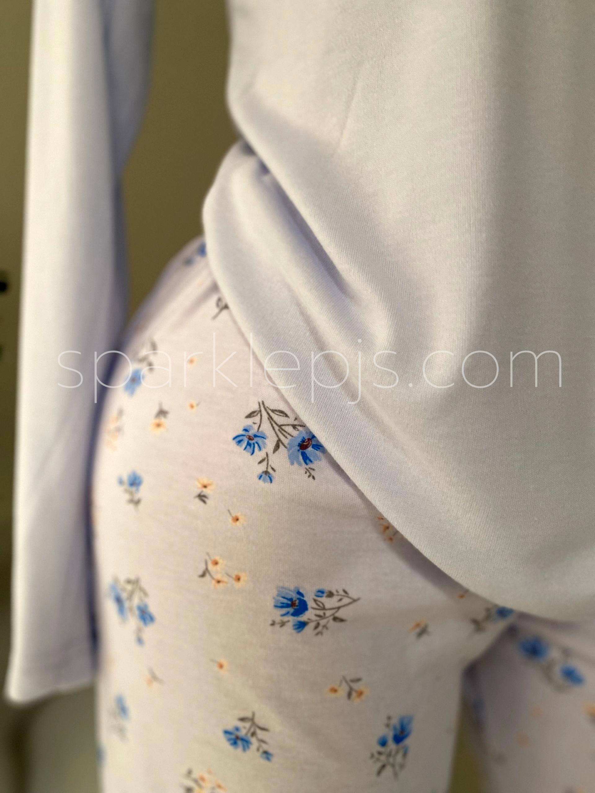 The Fireside Floral Duo