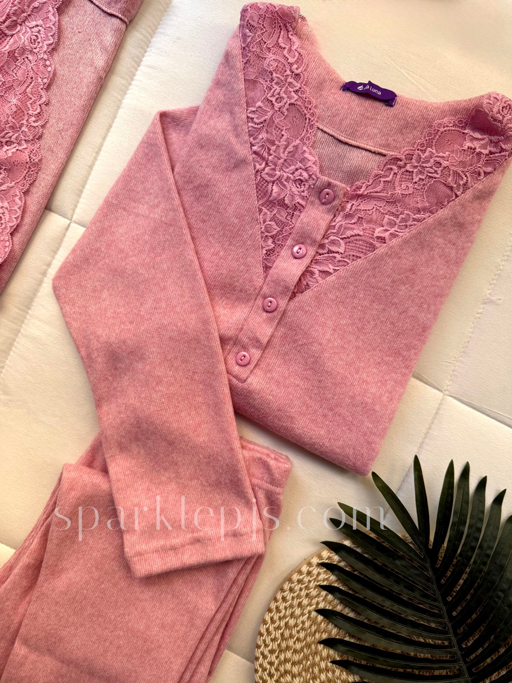 Lace Haven Winter Set