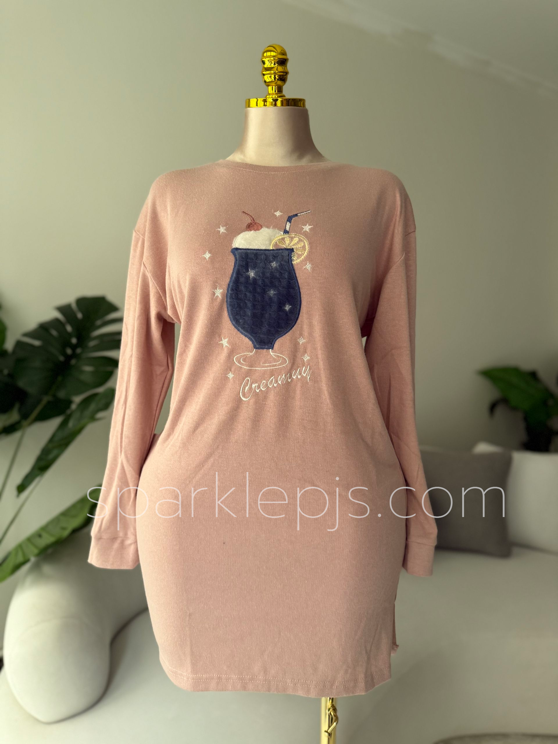 Milky Mood Nightshirt