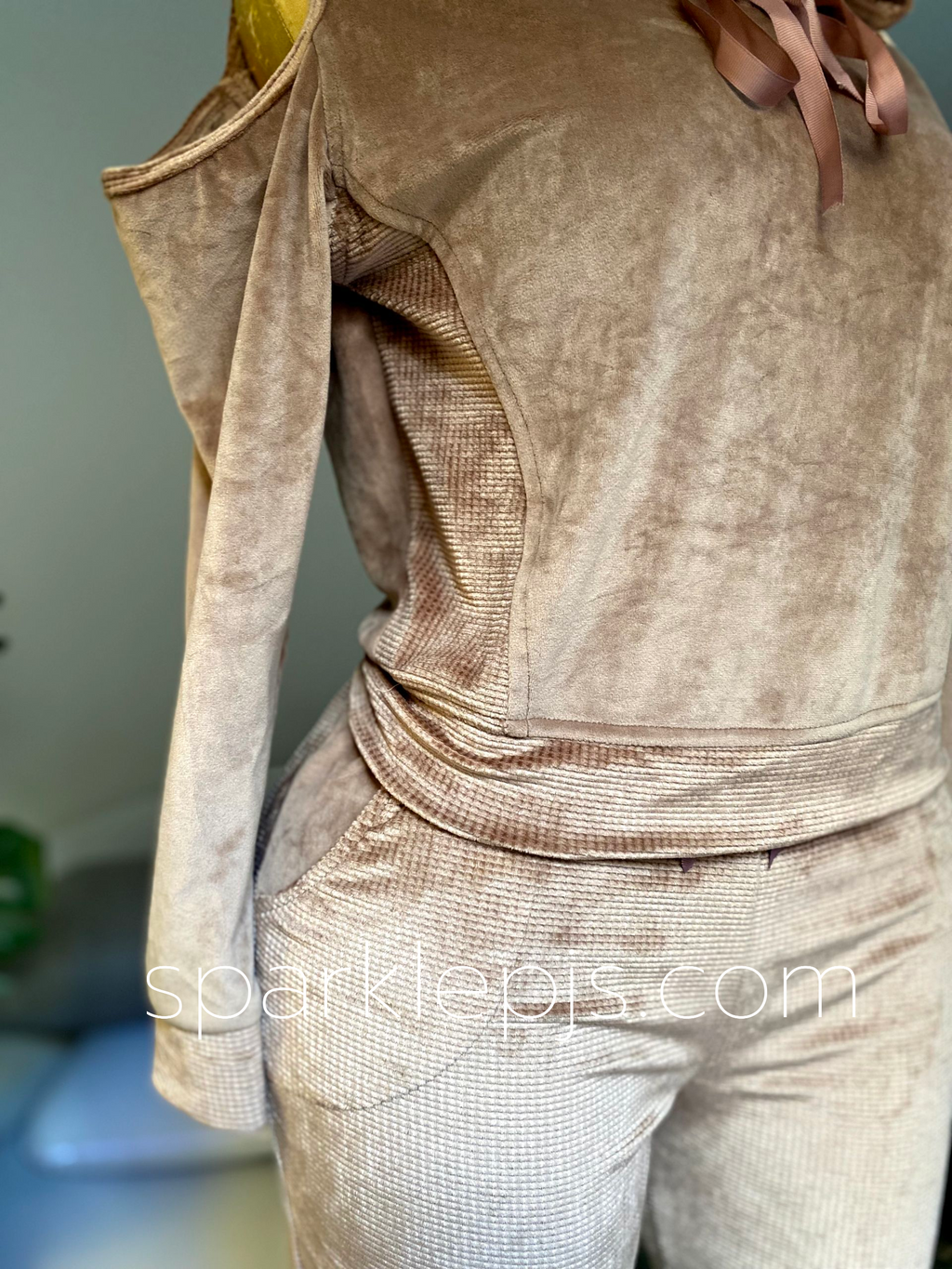 Chic Cut Hoodie Lounge Set