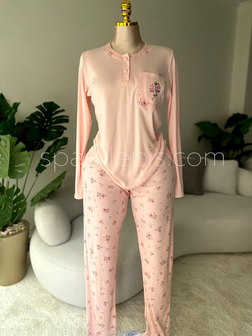 The Fireside Floral Duo