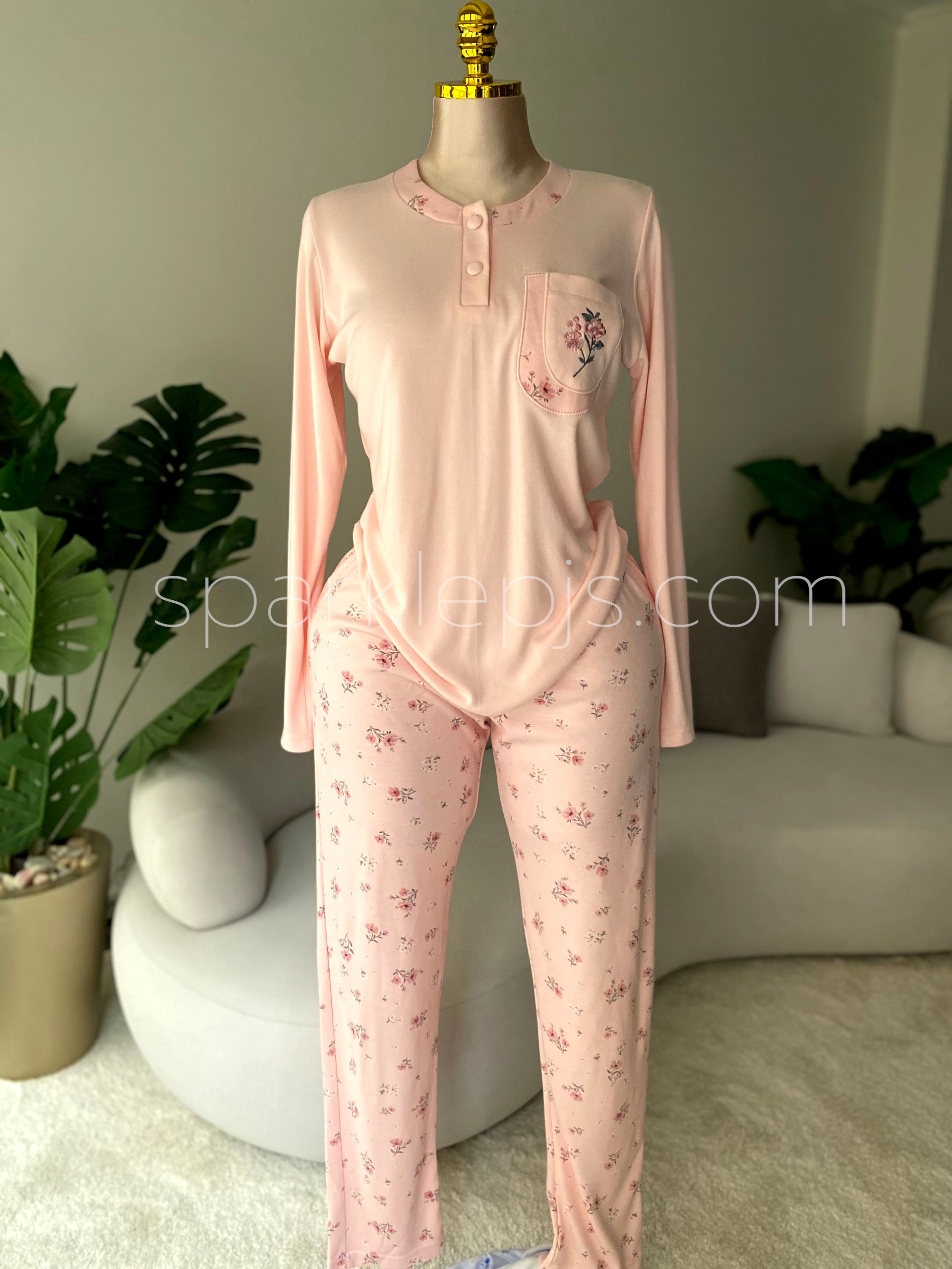 The Fireside Floral Duo