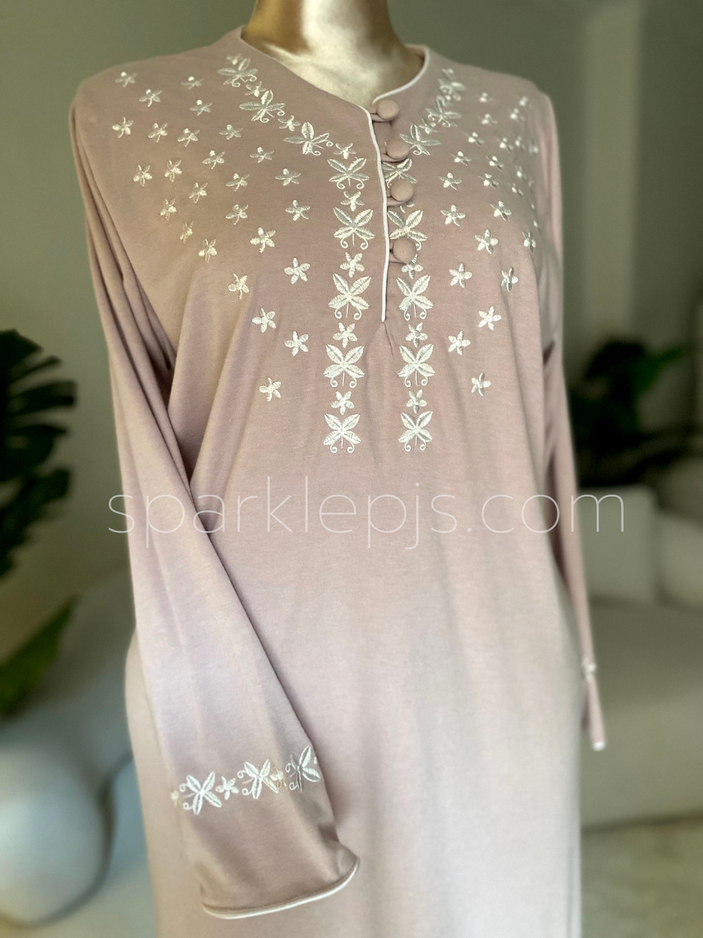 The Cozy Dream Weaver