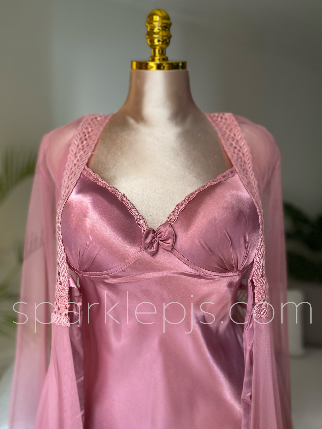 Raffia-Trimmed Dream