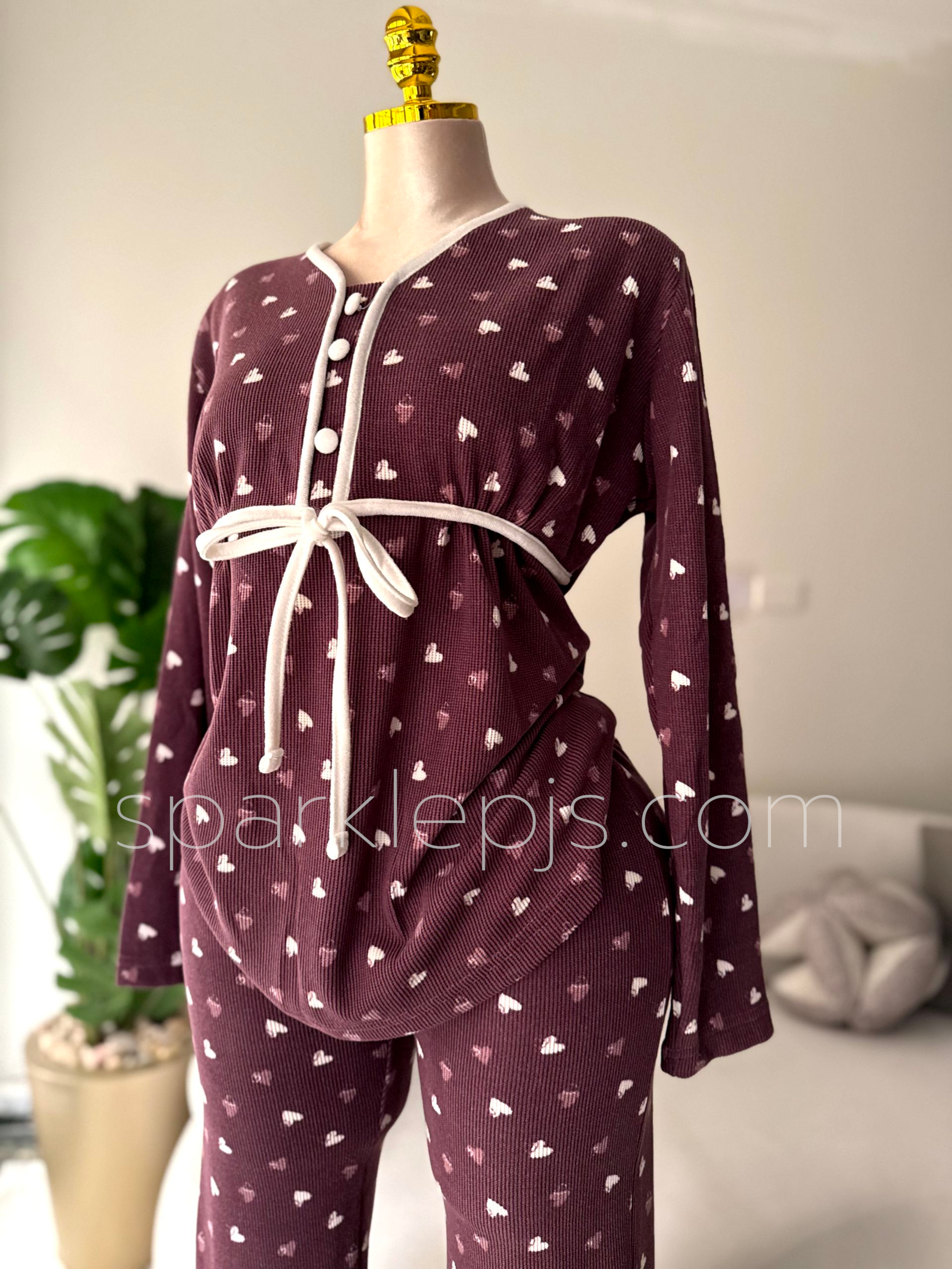 Cozy Hearts Button Set