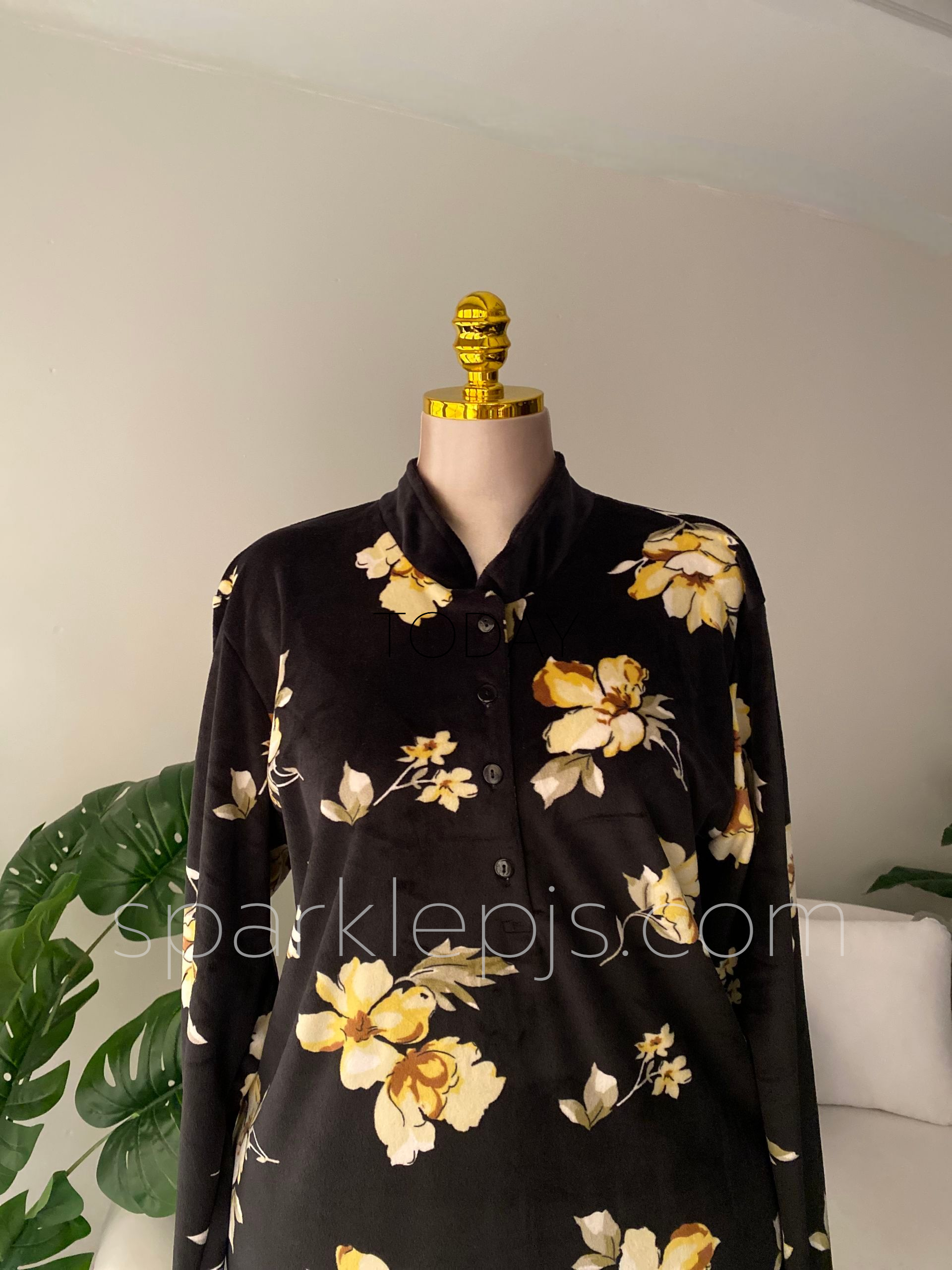 Peaceful Garden Sleepwear