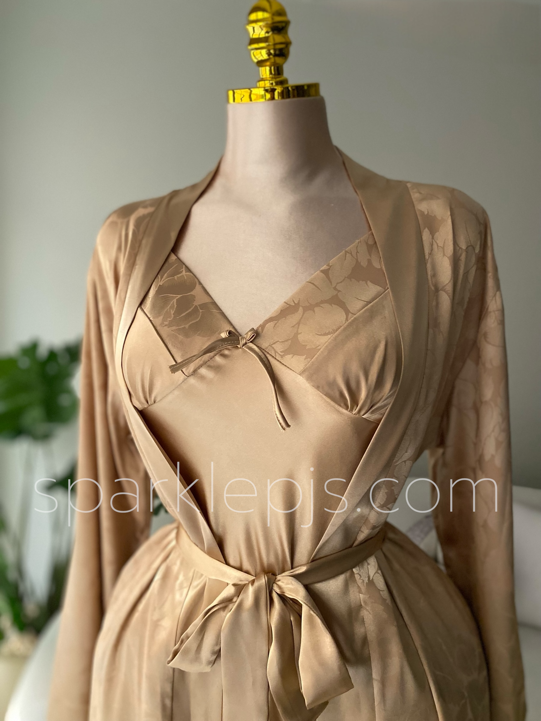 Lumina Ensemble: Chemise & Wrap Set