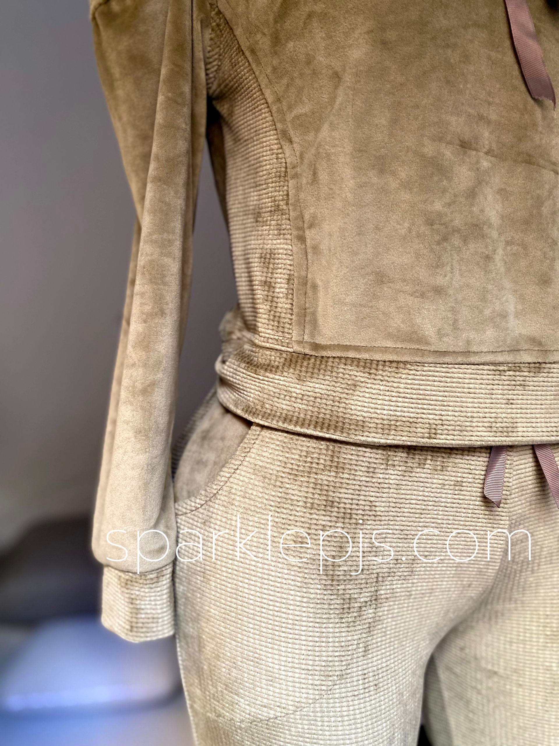 Chic Cut Hoodie Lounge Set