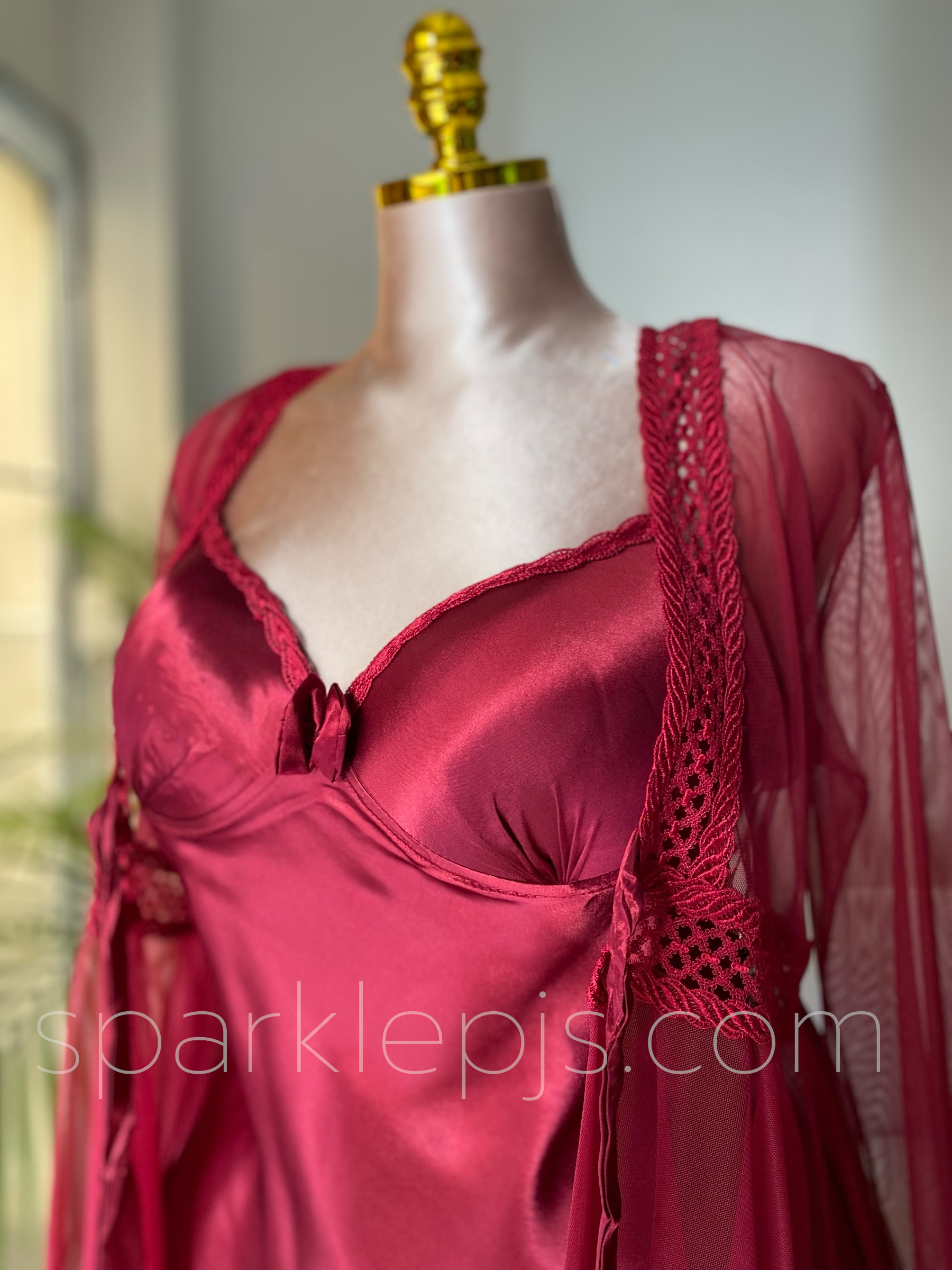 Raffia-Trimmed Dream