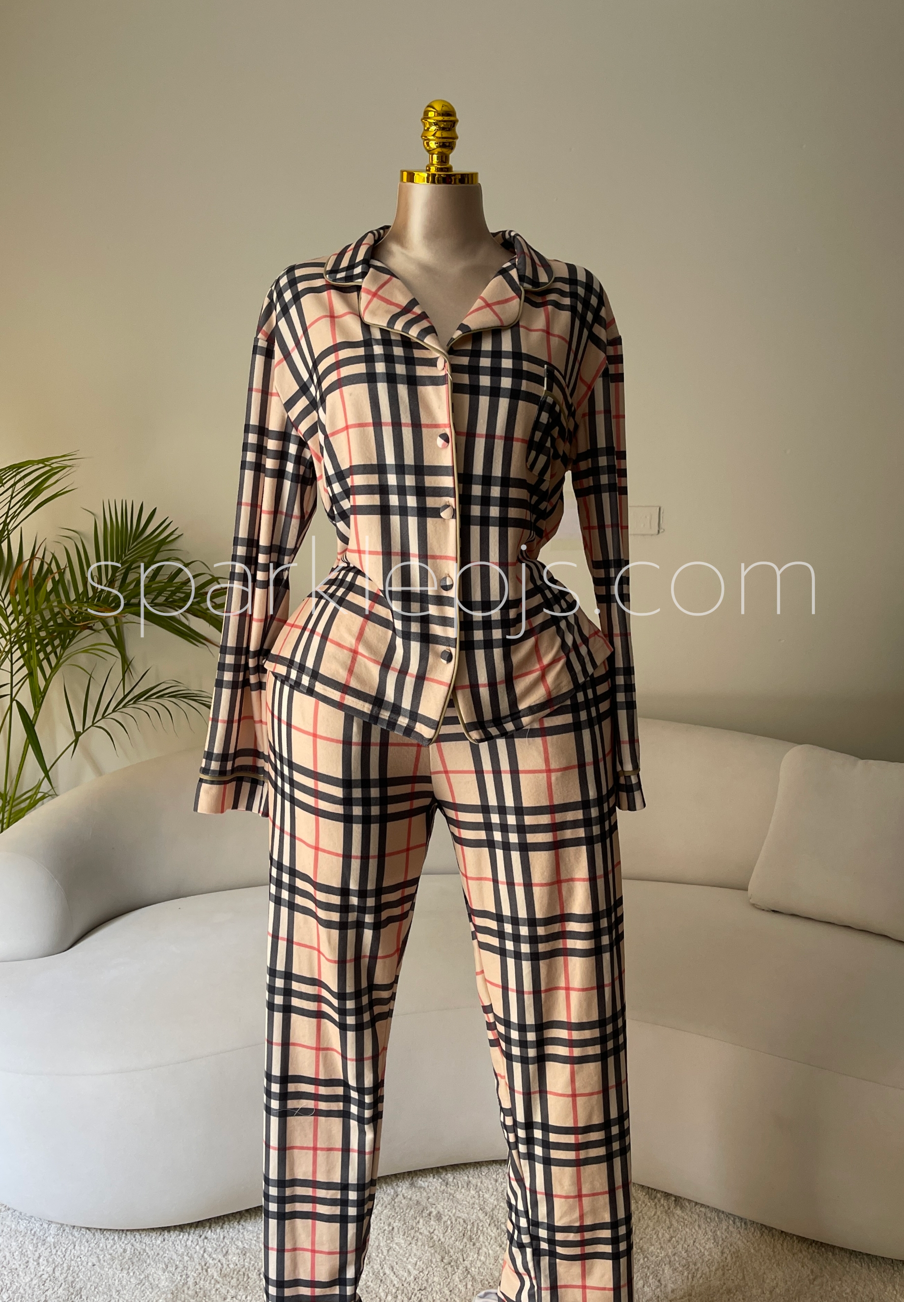 Camel Check Comforts