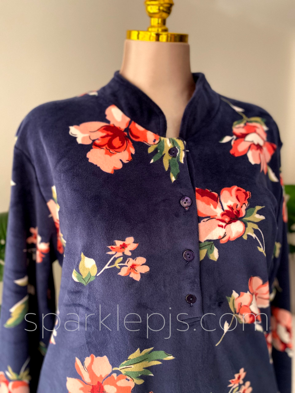 Peaceful Garden Sleepwear