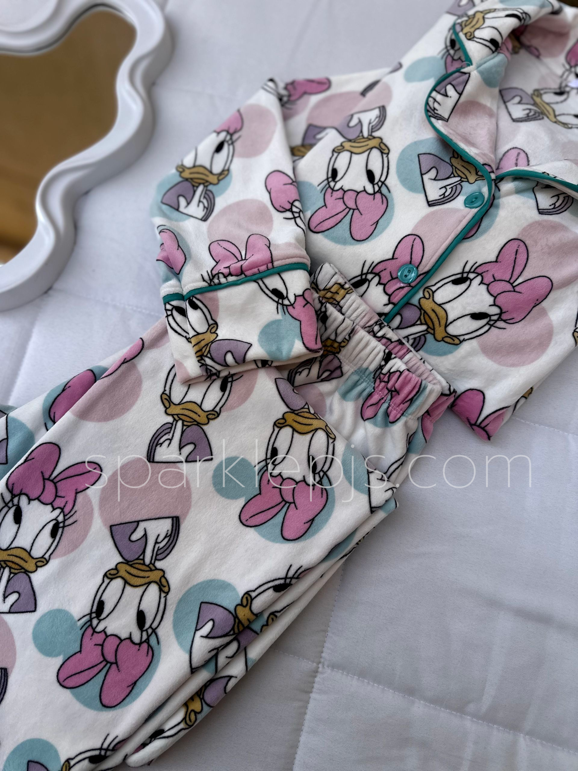 Winter Bloom by Daisy