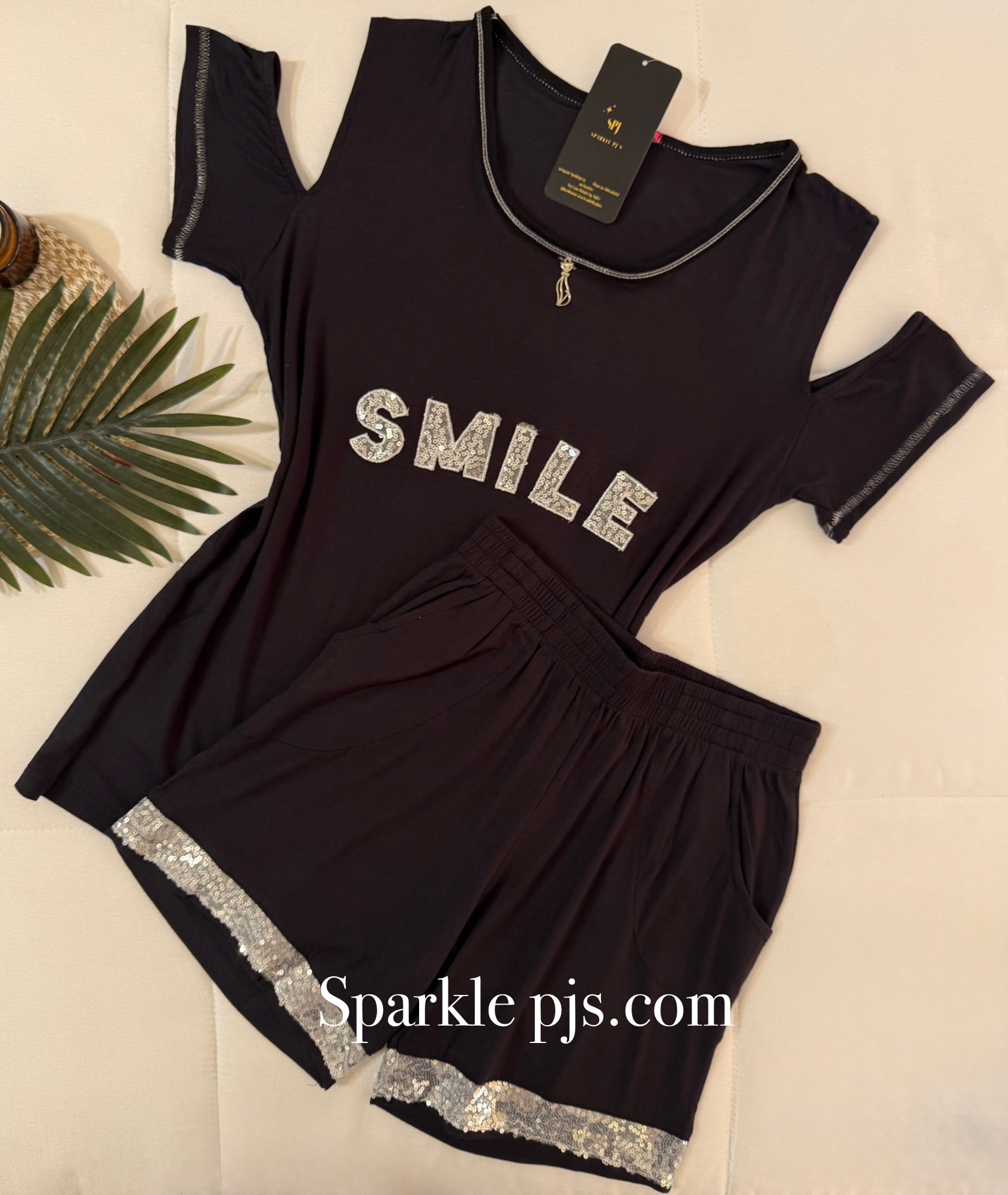 Smile short