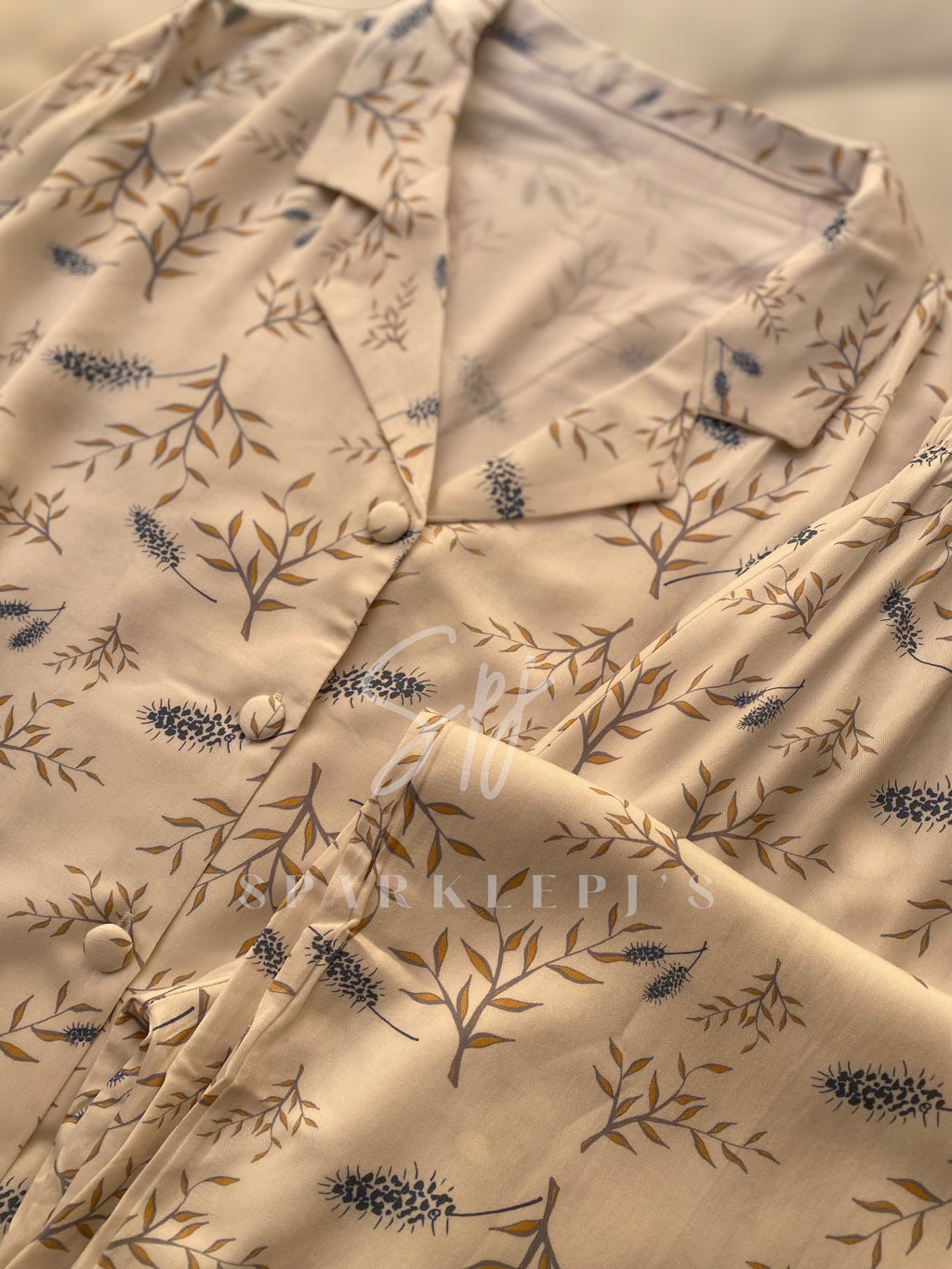 Buttoned Viscose Floral Pajama