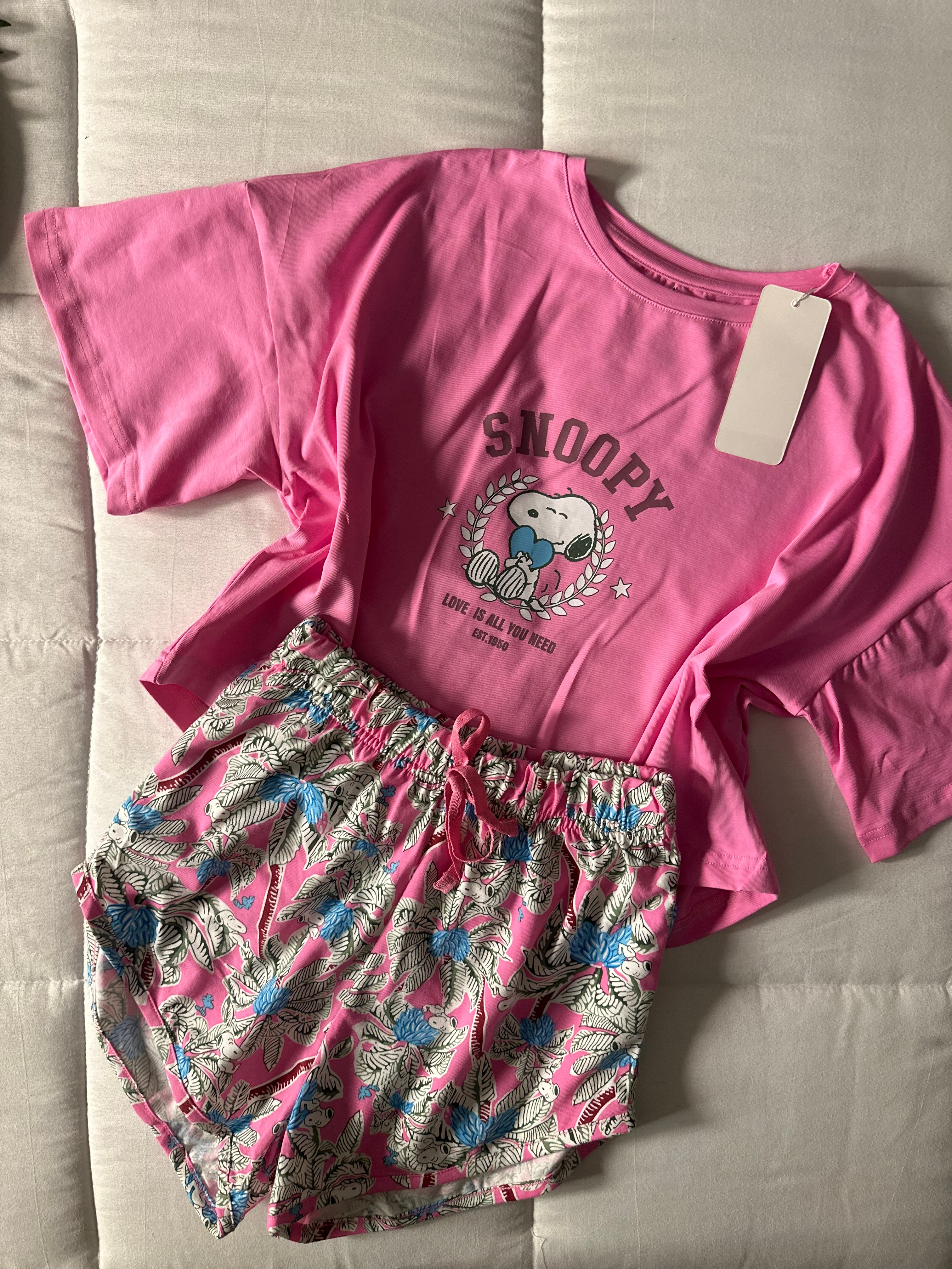 Snoopy shorts