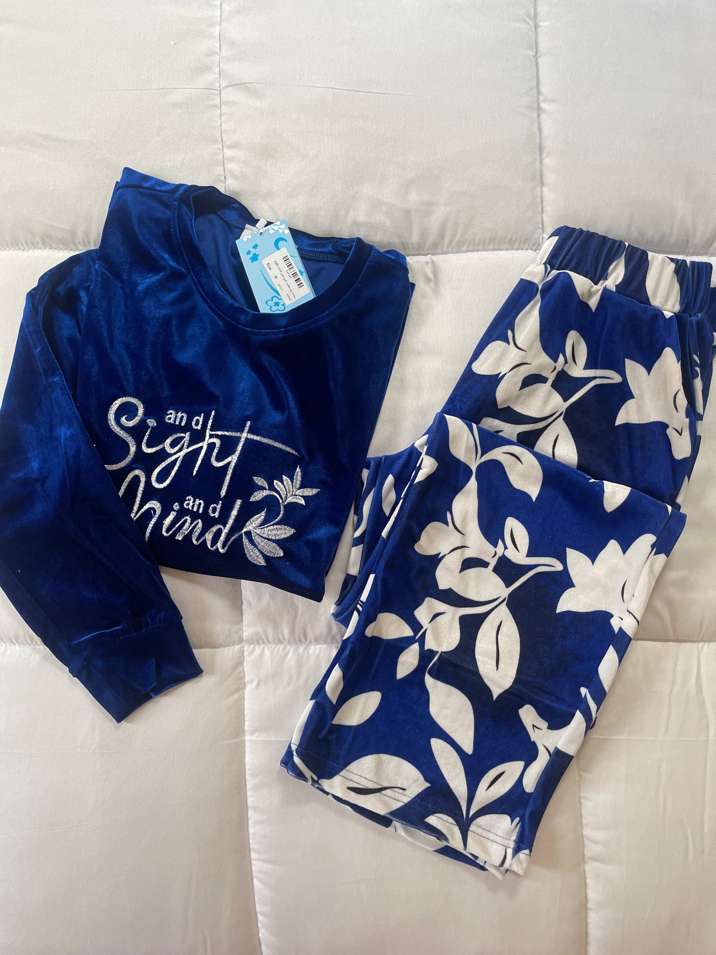 Floral velvet pajama