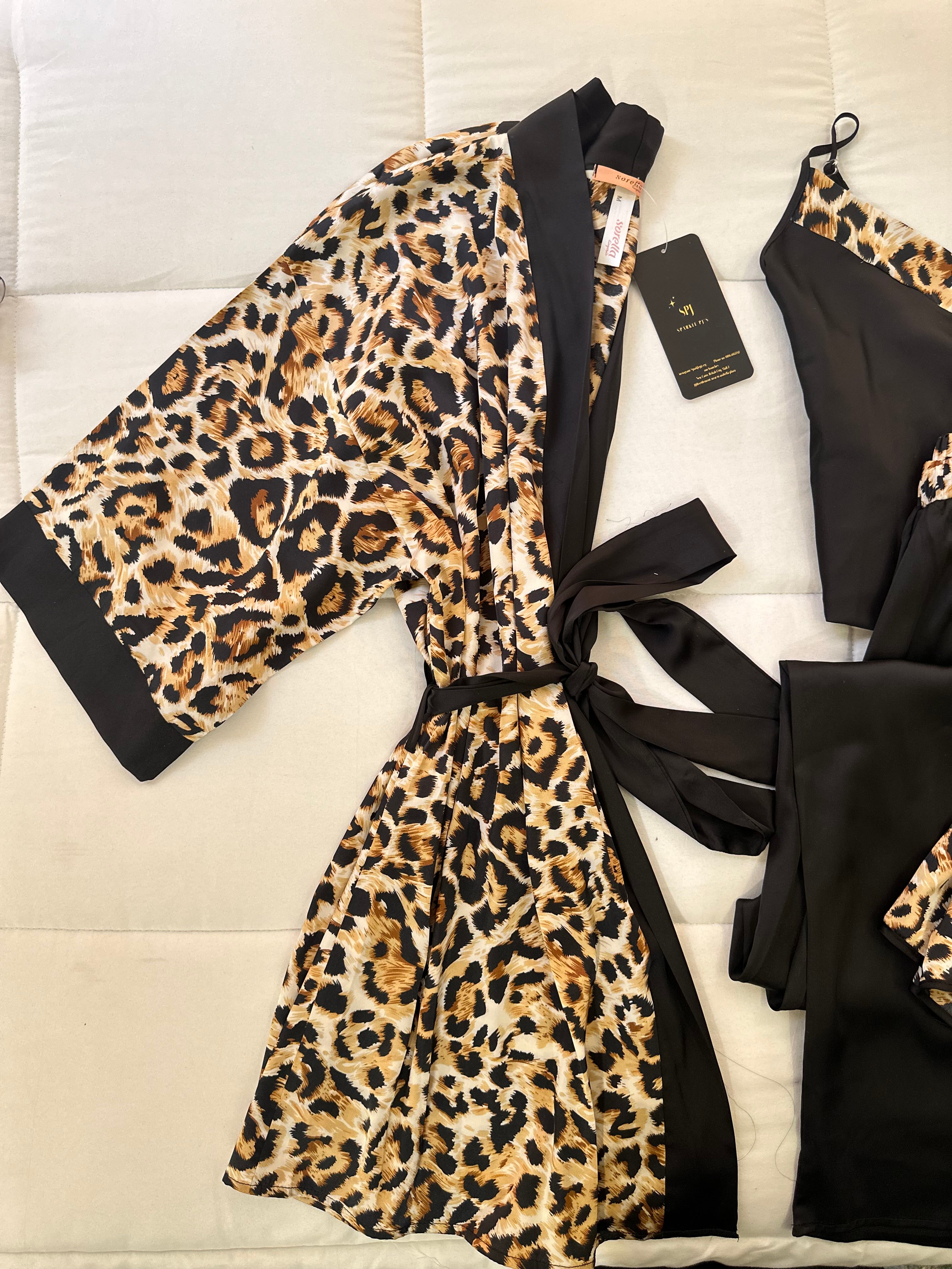 ملابس داخلية أنيقة للغاية 4 قطع