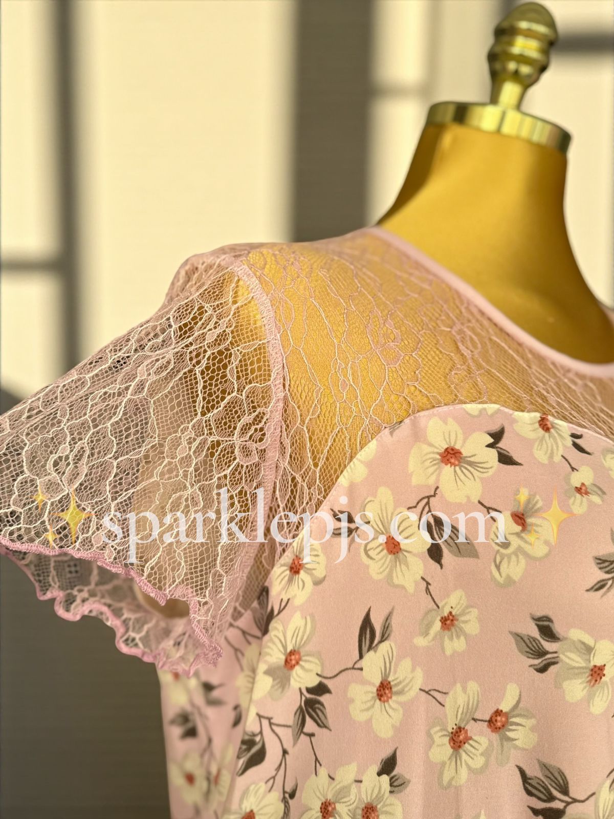 “Brise de Soir Nightshirt ”