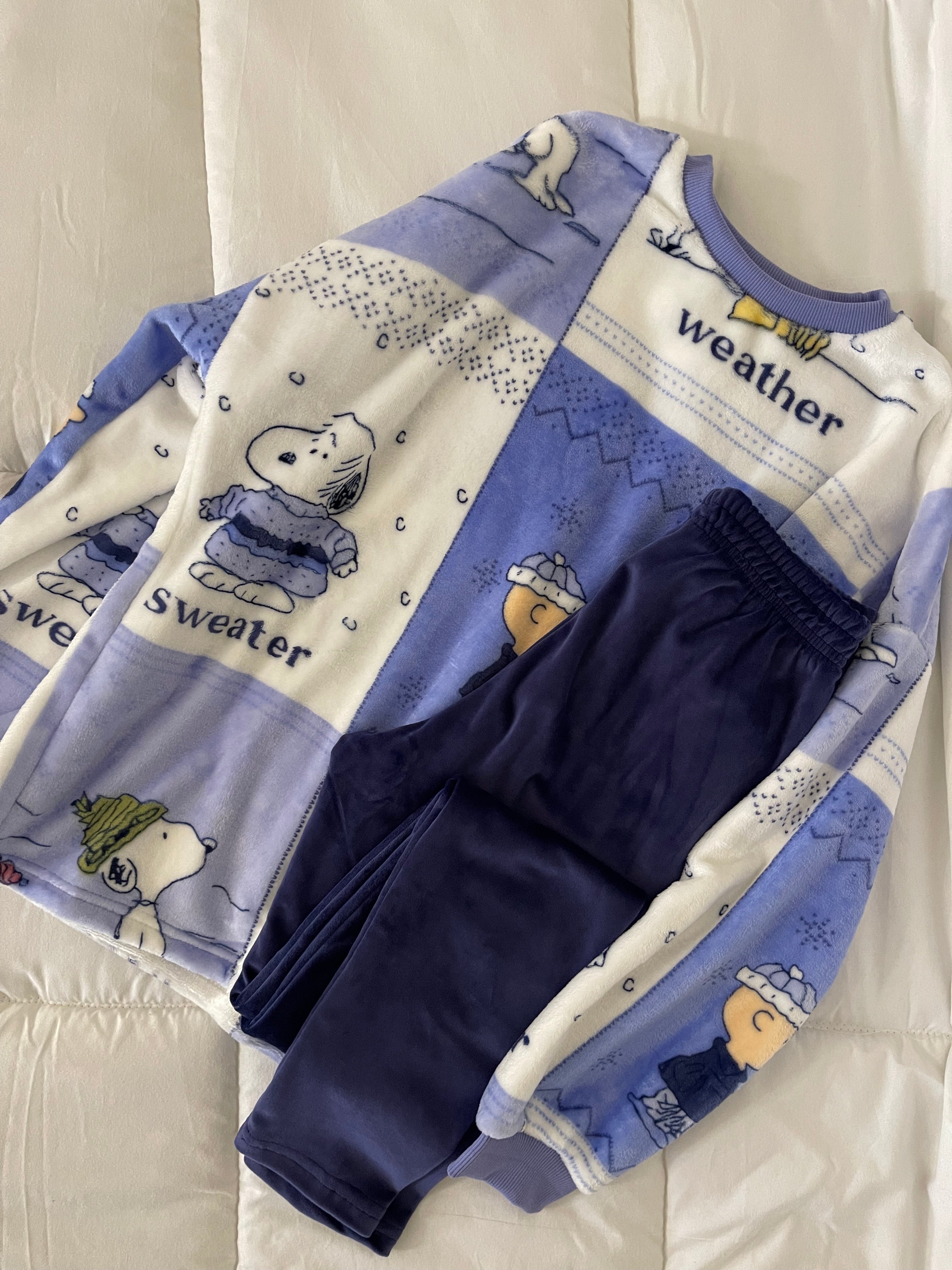 Snoopy sweater