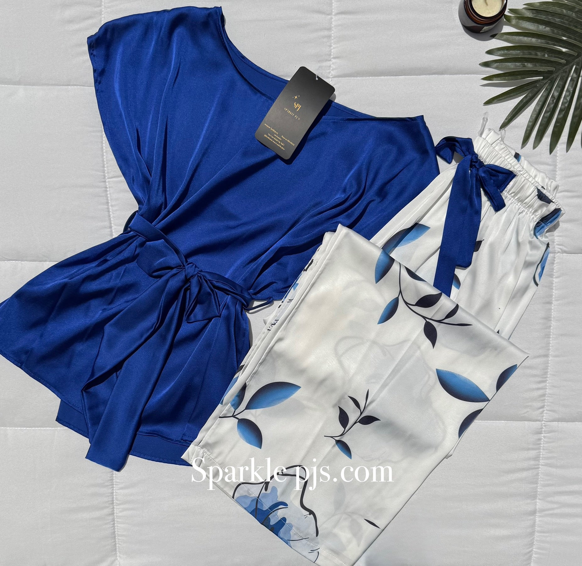 Floral satin lounge set
