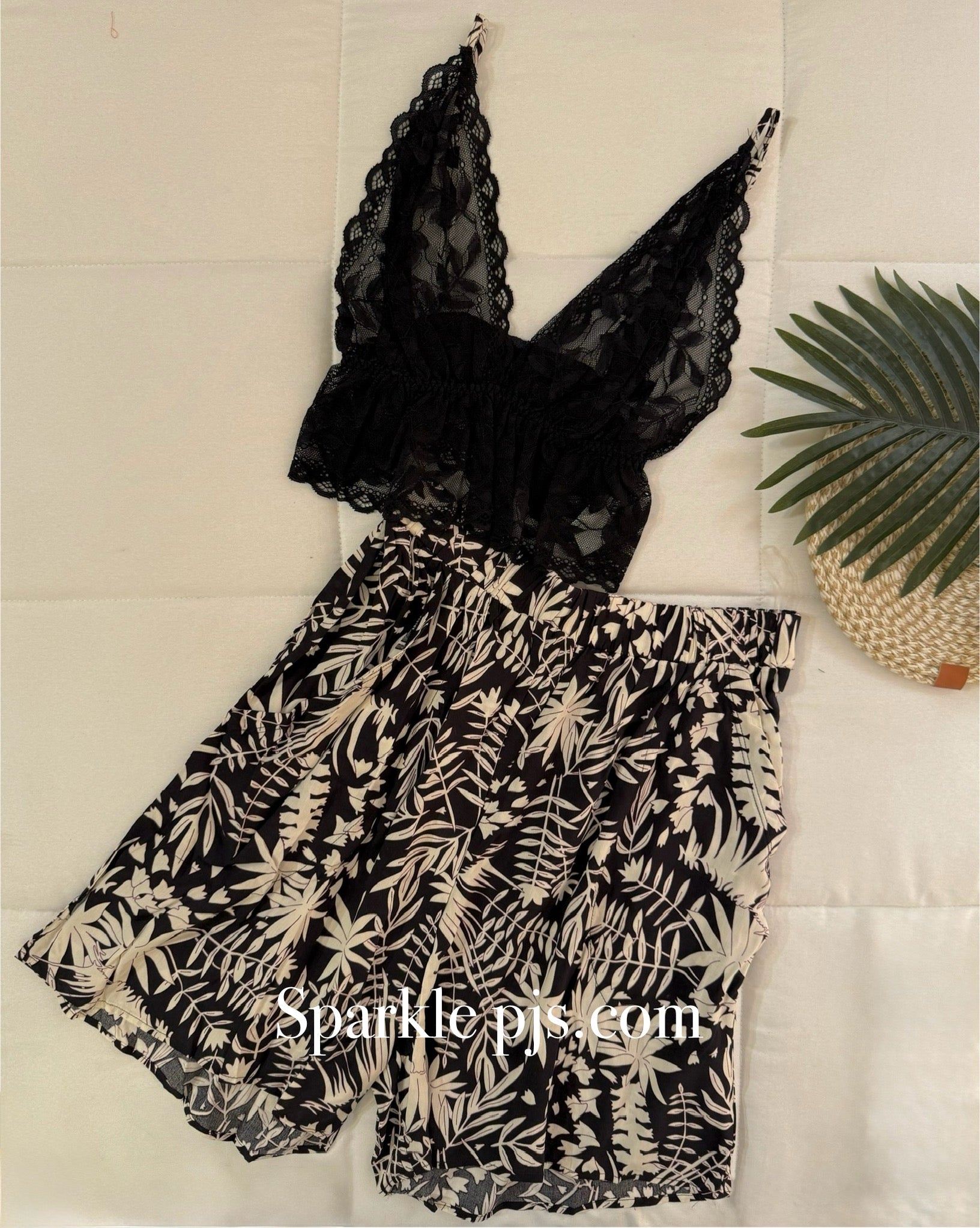 Palm Bliss Lace & Robe Sleep Set